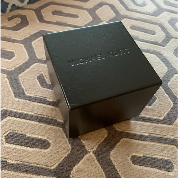 Michael Kors watch - Picture 7 of 12